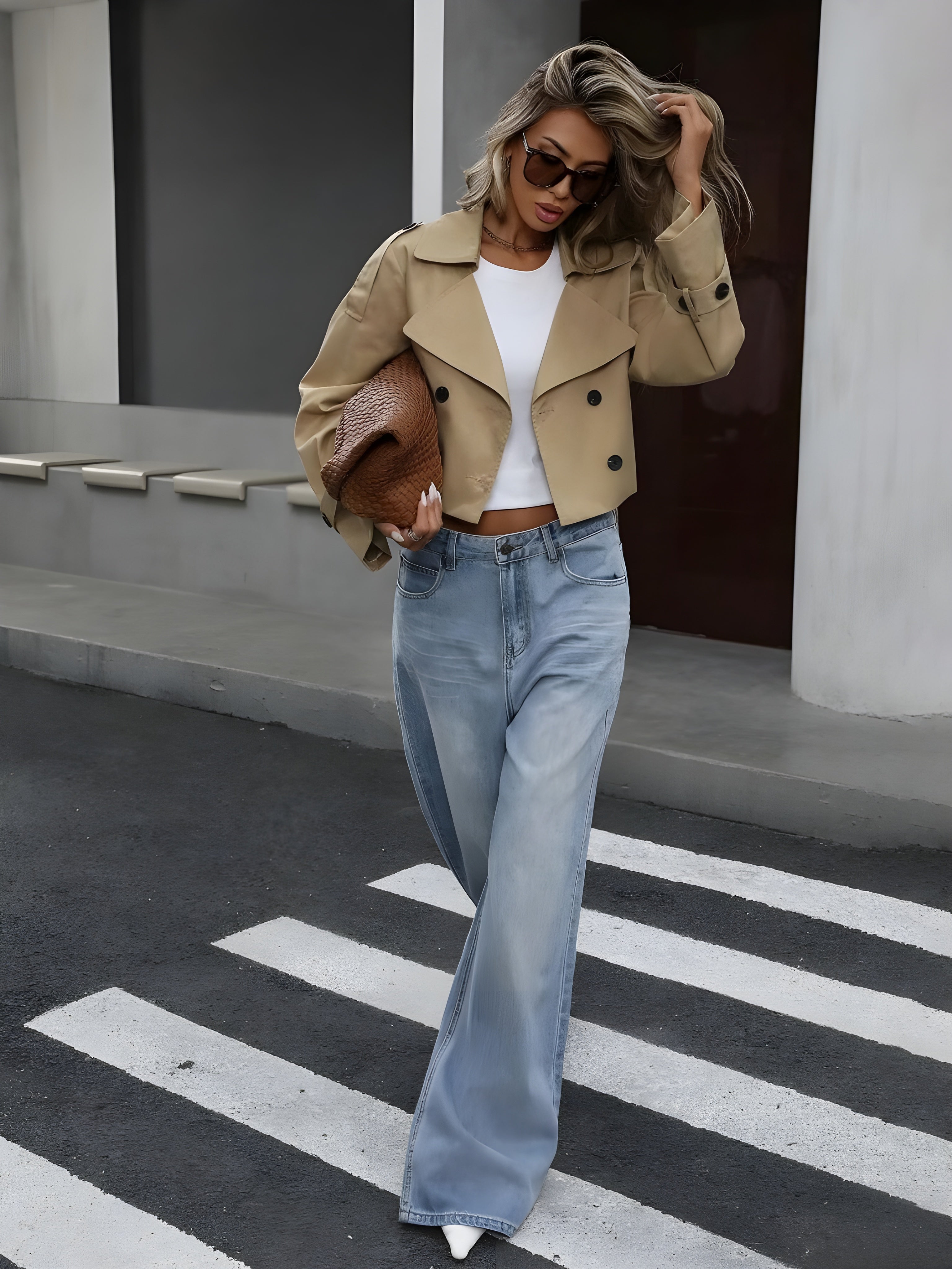 Livora™ | Trench Court