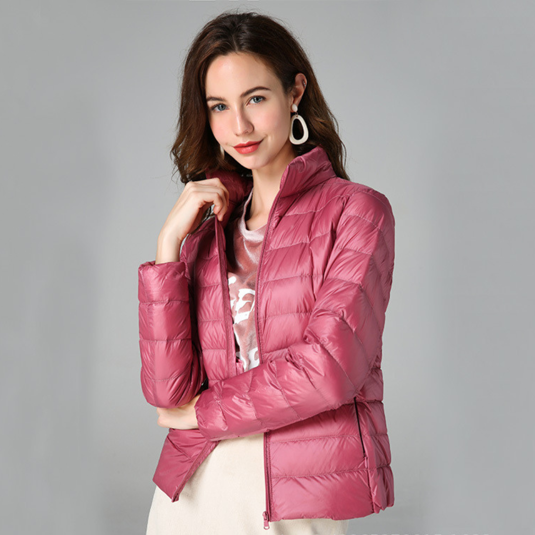 Myra™ | Veste en duvet ultra-légère avec plis sophistiqués