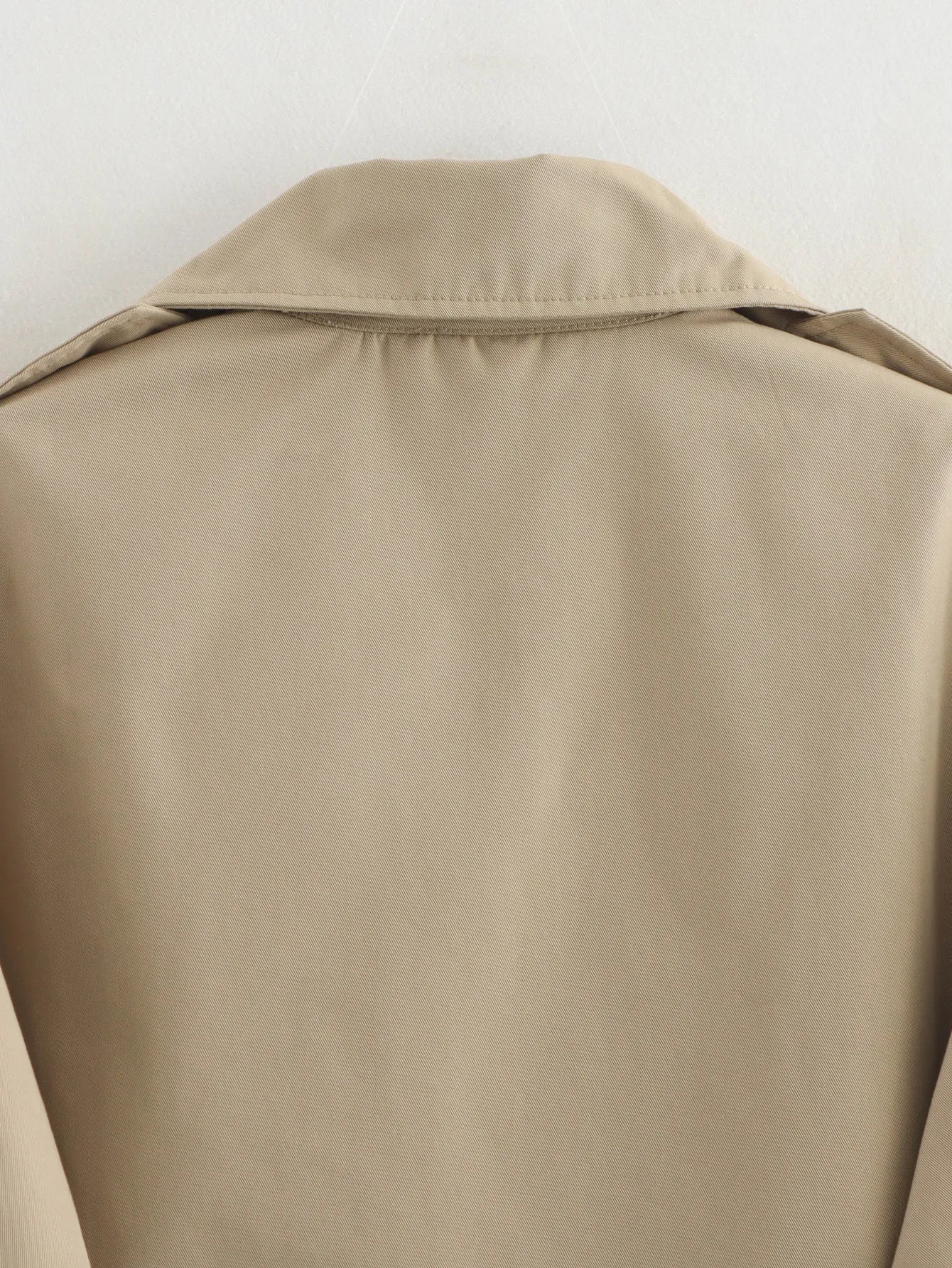 Livora™ | Trench Court